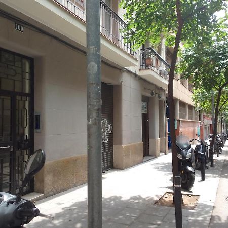 Habitacion Doble Cerca Del Paseo De San Joan Barcelona Exteriör bild